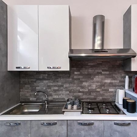Miracle Apartment Катания Экстерьер фото
